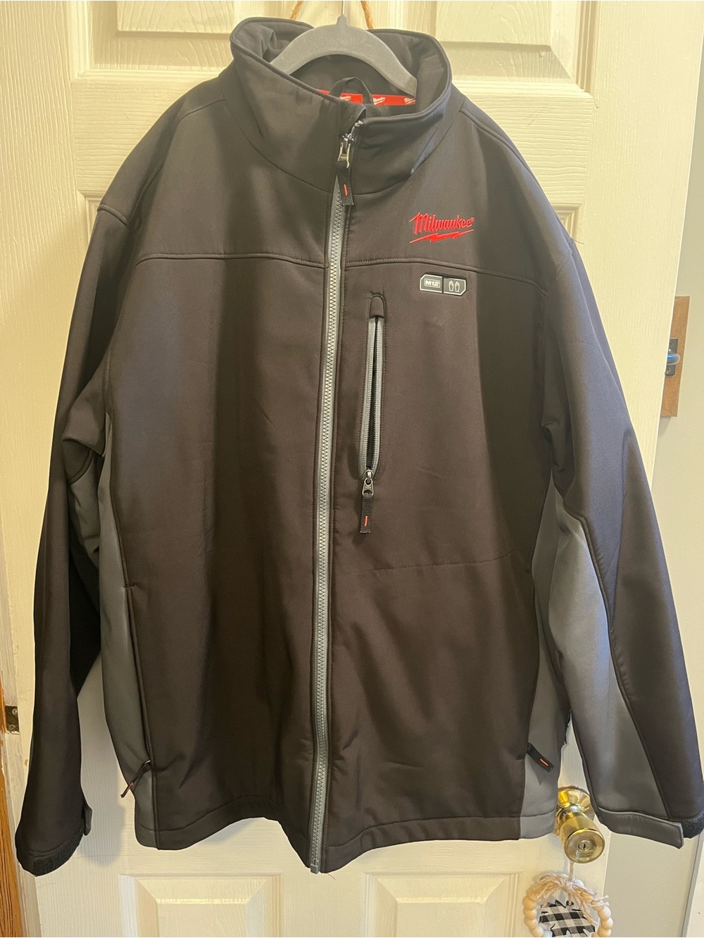 Men's Black & Gray heated Milwaukee Softshell Jacket